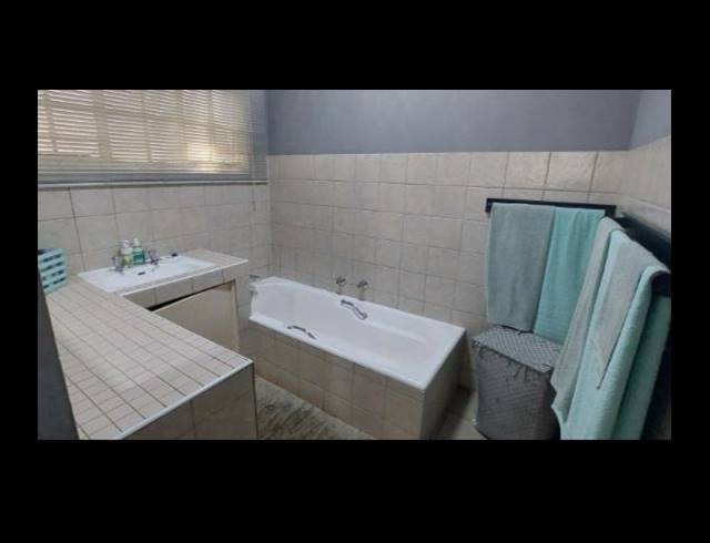3 BEDROOM HOUSE FOR SALE IN NORKEM PARK